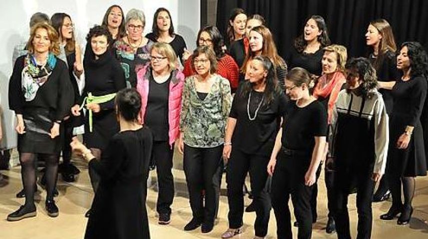 Der Der Silser «Cor Viva» unter der Leitung von Laura Wallnöfer hat ein breites Repertoire vorrätig.