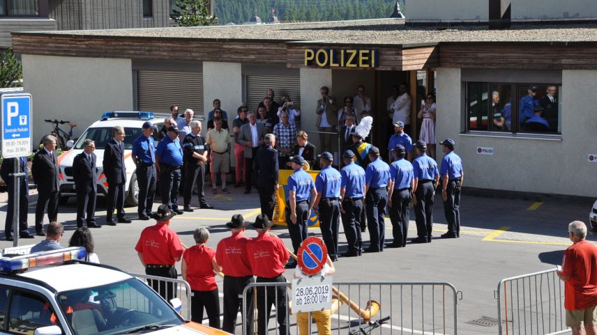 Feierliche Zeremonie auf dem Dach des Parkhauses Serletta.