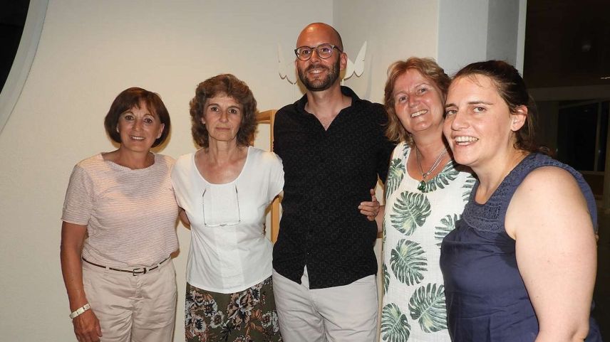 La radunanza da fundaziun ha elet a Verena Erni, Donna Minar, Gian Minar, Bea Stöcklin ed a Martina Hänzi (da schnestra) illa suprastanza. (fotografia: Annatina Filli)