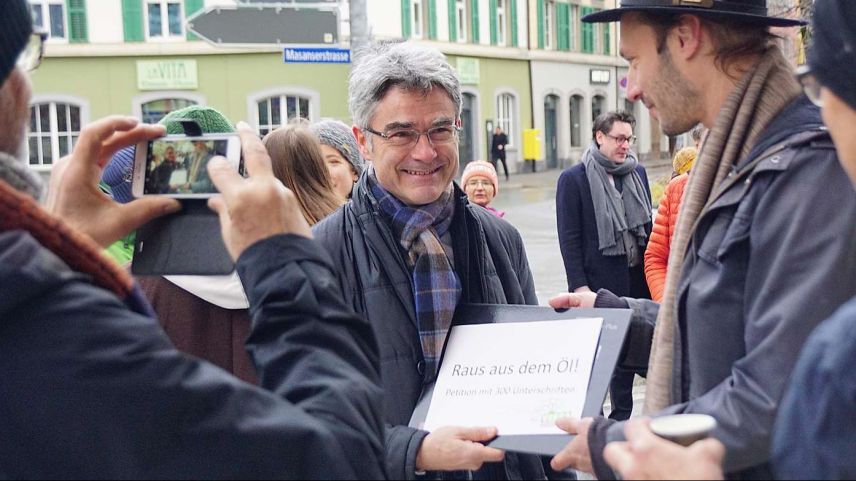 Schneeschmelze – Symbol für den dringenden Handlungsbedarf, Ursachen und Auswirkungen des Klimawandels entgegenzutreten. Foto: Jon Duschletta