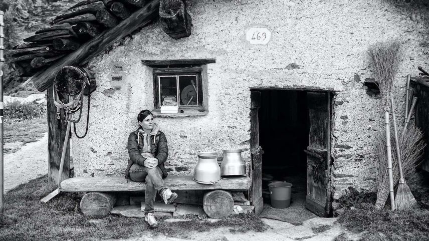 Ils purtrets da la trentina d’Engiadinaisas ed Engiadinais scrivarà l’autura Fadrina Hofmann (fotografia: mad).