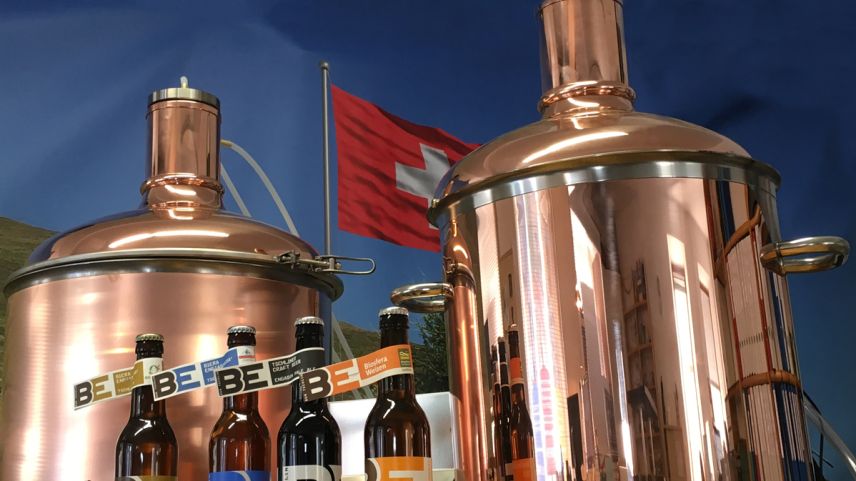 Mit der «BrauEule» der Bieraria Tschlin SA können Hobby-Brauer in Zukunft ihr eigenes Bier brauen (Foto: Bieraria Tschlin SA).