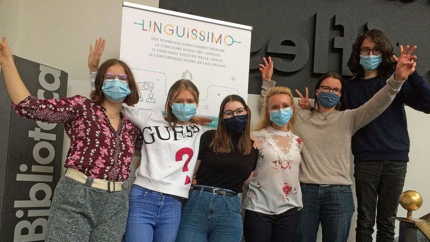 Ils ses victuors da la concurrenza Linguissimo 2020 han guadagnà ün viadi in üna cità in Europa (fotografias: Linguissimo 2020).