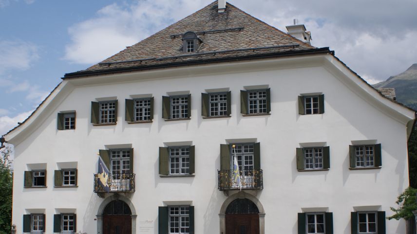 Eir quist an organisescha la Fundaziun de Planta illa Chesa Planta a Samedan ils cuors da rumauntsch intensivs chi vegnan accumpagnos d’ün vast program culturel (fotografia: Valeria Parolini).