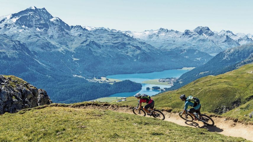 Neue Trailprojekte müssen ein aufwendigeres Bewilligungsverfahren durchlaufen. Grossrat Stefan Metzger will von der Regierung wissen, ob sich dies nicht vereinfachen liesse.		Foto: Markus Greber, Engadin St. Moritz Tourismus AG