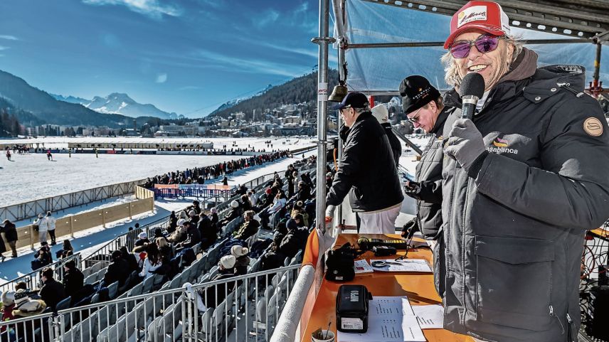 Jn Erik Franck, der Speaker des Snow POlo Turniers. Foto: fotoswiss.com/Giancarlo Cattaneo