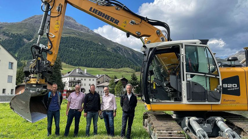 Foto: Rolf Eichenberger, Marco Rogantini, Corsin Taisch, Fadri Denoth und Christian Brantschen (von links). 