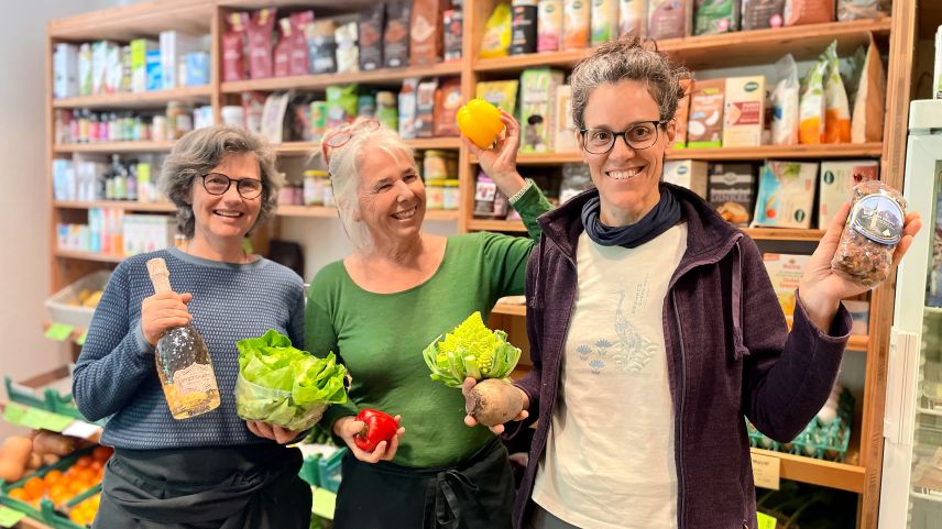 Franziska Bezzola, Brigitte Schnetzler und Tina Gluderer (von links) sind ein gutes Team. Foto: Fadrina Hofmann