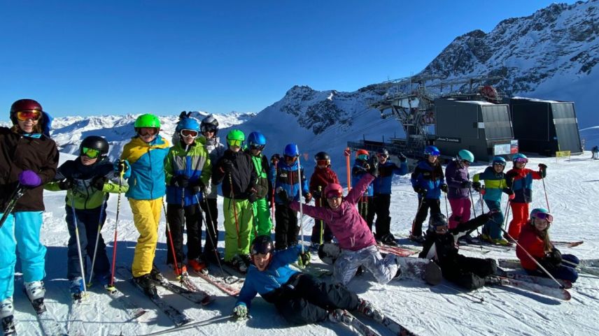 Erlebnisse im Schneesportlager bleiben oftmals unvergessen. Foto: Go Snow