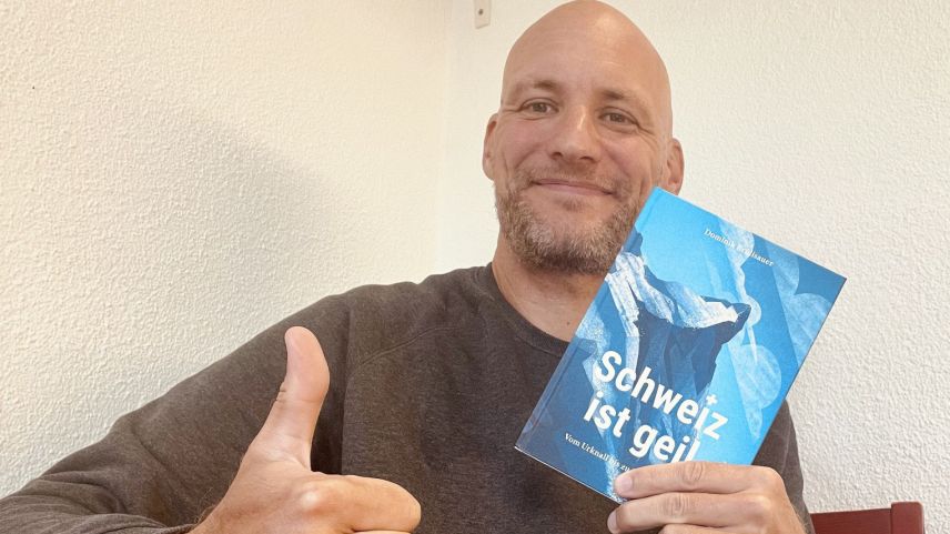 Dominik Brülisauer hat zehn Jahre lang an dem Buch "Schweiz ist geil" gearbeitet. Foto: Dominik Brülisauer