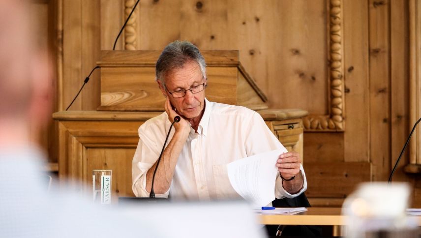 Der ehemalige Vorsitzende der Präsidentenkonferenz der Region Maloja ist in die Arbeitsgruppe Chesa Ruppanner gewählt worden. Foto: Jon Duschletta  