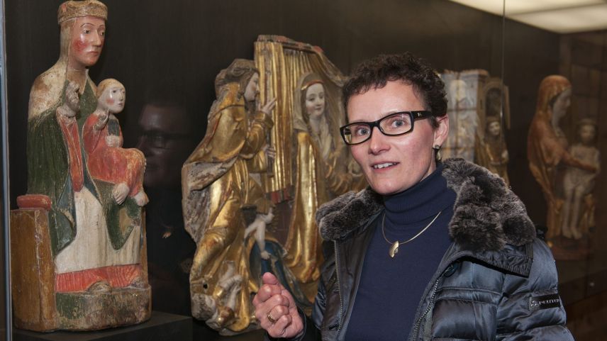 Elke Larcher müda da Müstair a San Galla (fotografia: Rolf Canal).