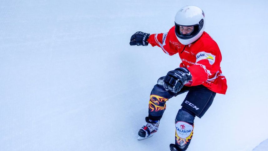 Nervenkitzel pur beim Bob Run Skating in St. Moritz. Foto: z. Vfg