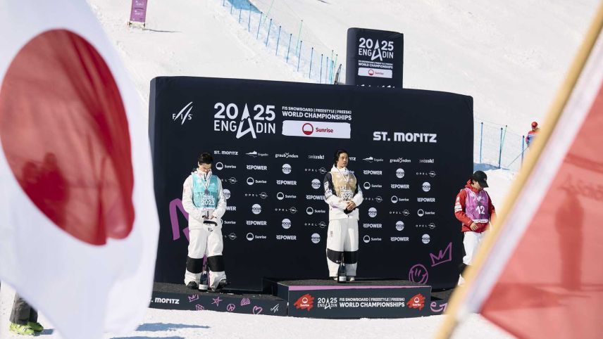 Die Moguls-Fahre haben die ersten Medaillen der Freestyle-WM erhalten. Fotos: FIS-Freestyle-WM