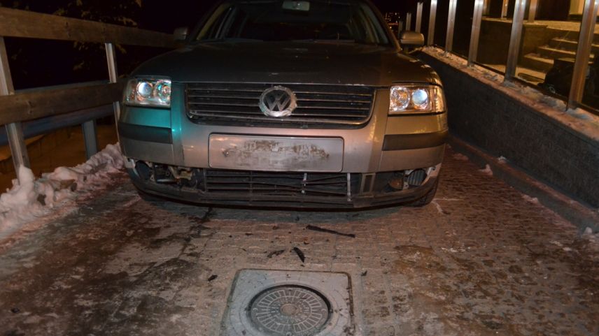 Das beschädigte Auto. Foto: Kapo