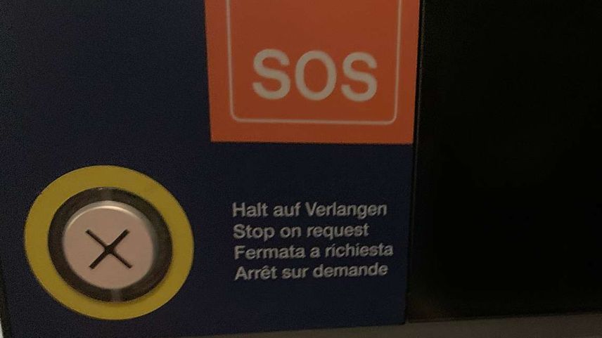 Pro’ls trens da la Viafier retica nu daja per exaimpel ingüna «fermada sün dumonda». fotografia: mad