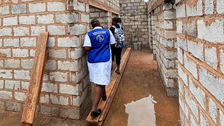 Support Mandia ermöglicht der Klinik in Mandia den Bau eines neuen Gebärsaals. Foto: Jan Schlatter