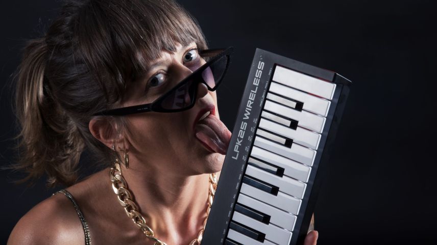 Bibi Vaplan cuntinuescha cull’uvertüra da la Popcorn-Opera (fotografia: Ida Sgier).