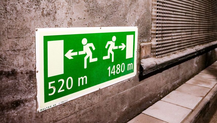 Der Munt la Schera Tunnel der Engadiner Kraftwerke wurde in den letzten Jahren baulich und sicherheitstechnisch angepasst. Trotzdem bleibt er als Nadelöhr wichtiger Teil des Sicherheitsdispositivs. Foto: Jon Duschletta