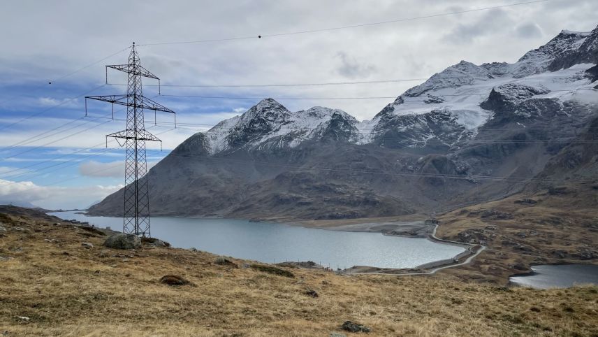 Der Grosse Rat will weiterhin in erneuerbare Energien investieren. Foto: Reto Stifel