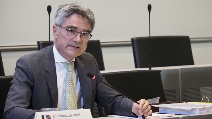 Il cusglier guvernativ Mario Cavigelli s’ingascha fin l’ultim di da lavur per la colliaziun da tren sur cunfin (fotografia: mad).