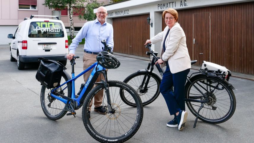 Andrea Biffi und seine Frau Karin Metzger Biffi führen aktuell die Pomatti AG in St. Moritz. Fotos: Jon Duschletta