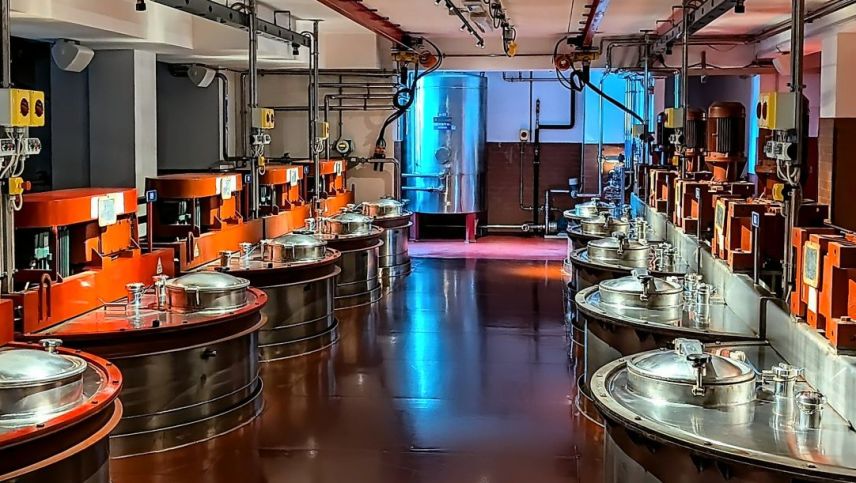 In der «Casa Braulio» wird der Braulio auch nach über 150 Jahren nach geheimer Rezeptur hergestellt. Kein Geheimnis ist allerdings seine wertvollste Zutat: Zeit. Foto: Sina Margadant