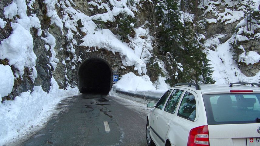 Die Samnaunerstrasse ist vor allem im Winter herausfordernd. Foto:Standeskanzlie Graubünden