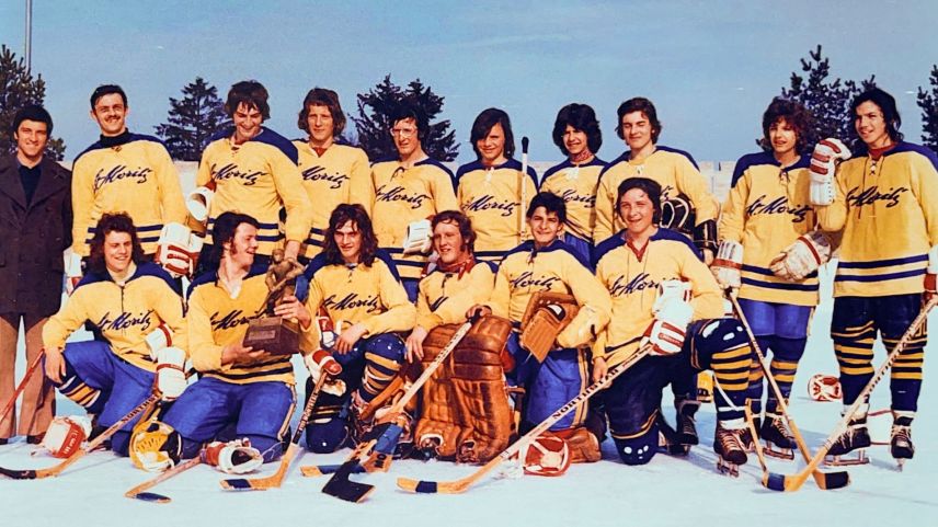 Die Inter-Junioren Schweizermeister-Mannschaft des EHC St. Moritz 1975. Fotos: z. Vfg