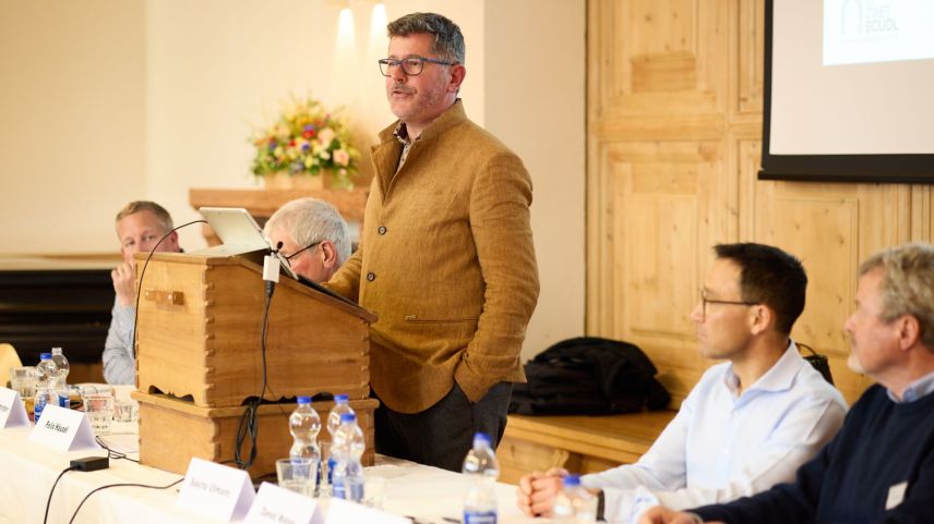 Sascha Ullmann, il president da la IG ZWET, dürant la radunanza generala (fotografia: Michael Steiner).