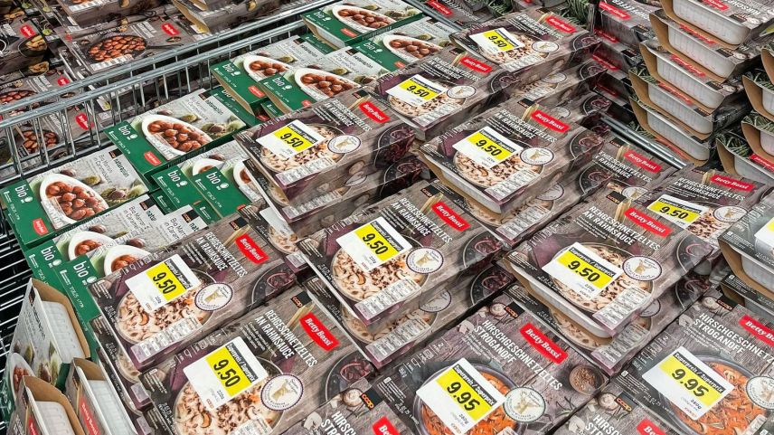 Hirsch- und Rehgeschnetzeltes gibt es aktuell in verschiedenen Supermärkten zum Aktionspreis. Foto: Jan Schlatter