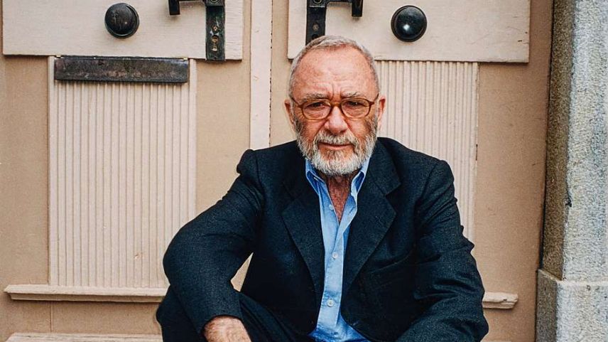 Gerhard Richter 1992 vor dem Nietzsche-Haus in Sils Maria. Foto: Peter André Bloch