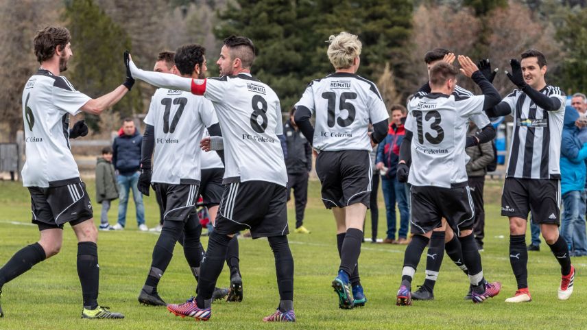 Jubel beim FC Celerina über den zweiten Heimsieg. Foto: EP