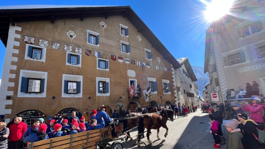 In mincha vschinauncha es l’üsaunza differenta (fotografia: Martin Camichel).