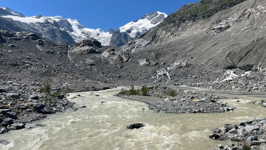 Das Gewässer im Obverengadin enthält wenig Kohlenstoff. Foto: Timo Rhyner