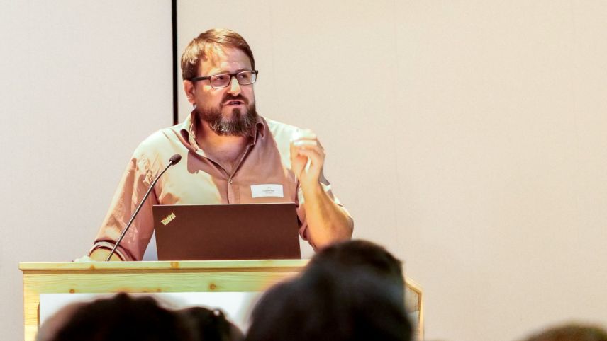 Curdin Tones referierte über die Landschaftserkundung via Nase und über die diesbezügliche Veränderung des Denkens.