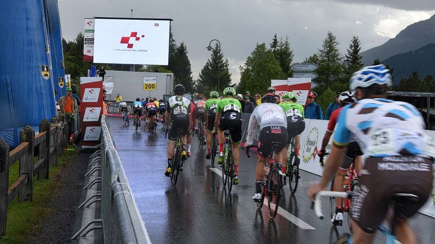 Die Tour de Suisse in La Punt im Jahre 2017. Foto: Nicolo Bass