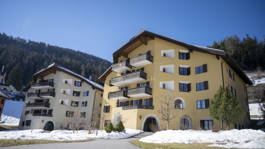 La Vulpera Vermietungs- und Verwaltungs AG administraiva passa 200 abitaziuns a Vulpera (fotografia: Mayk Wendt).