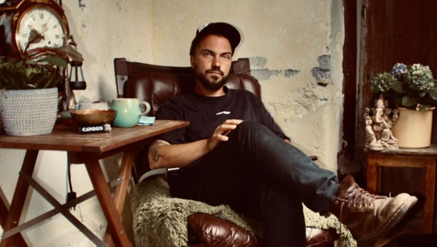 Roland Vögtli es darcheu sün turnea cun musica da "Cha da Fö". fotografia Fadrina Hofmann