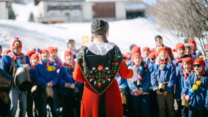 Impressionen vom Chalandamarz 2026 in der Val Fex. Foto: Katja Meuli