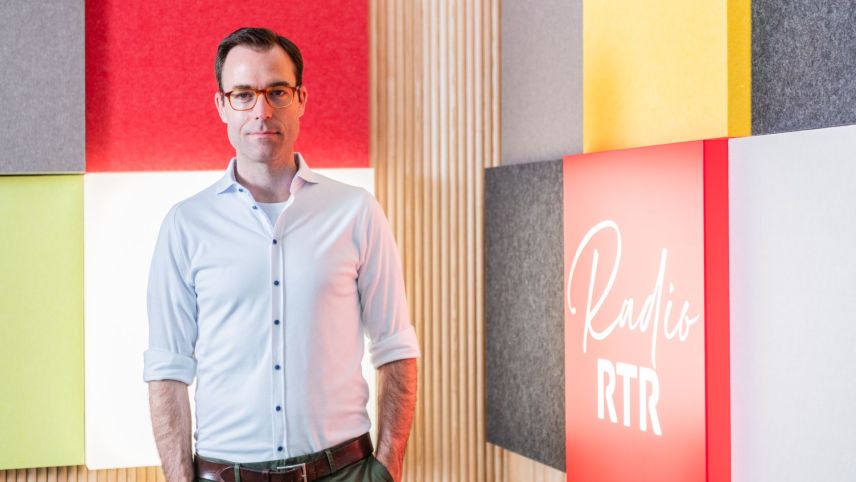 Nicolas Pernet es tuornà in terra rumantscha sco directer da RTR (fotografia: RTR).