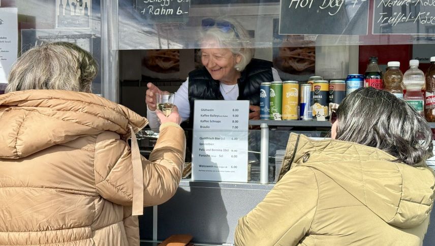 Cornelia Stöhr bei der Arbeit. Foto: Fadrina Hofmann