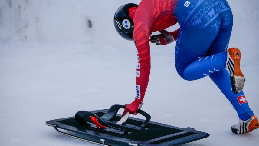 Sara Schmied beim Start zum letzten Trainingslauf der Skeleton-WM in St.Moritz. Foto: Jon Duschletta
