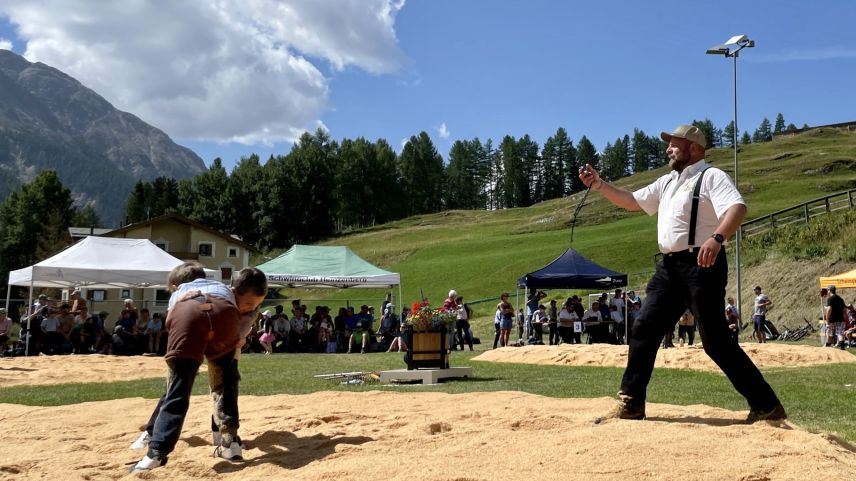 Was der Kampfrichter sagt, gilt. Foto: Fadrina Hofmann
