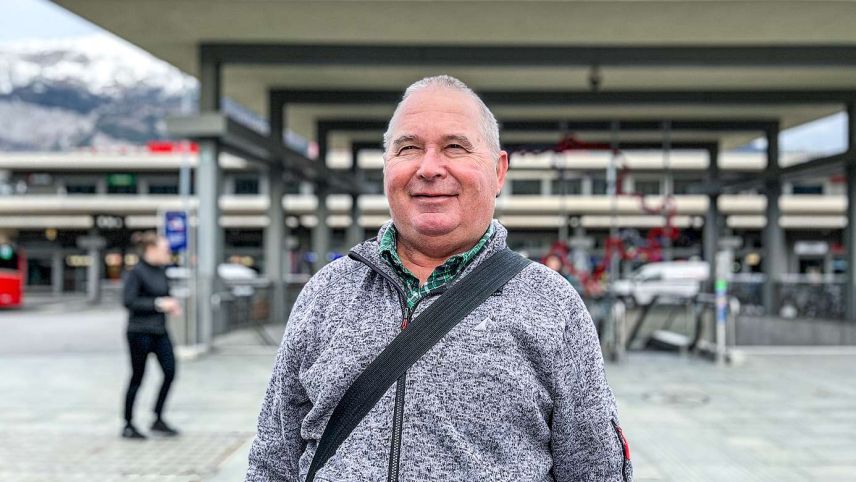 Mathias Thöny hat als ehemaliger Mitarbeiter der kantonalen Steuerverwaltung vor 17 Jahren massgeblich am Aufbau des Hilfsangebots «Steuererklärungsservice» von Pro Senectute Graubünden mitgewirkt. Foto: Jon Duschletta

