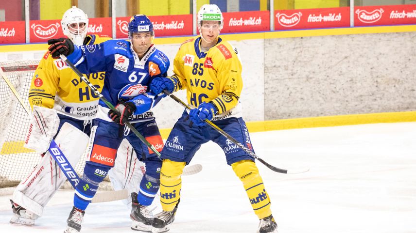 Der Unterengadiner Fabian Ritzmann (HCD Nr. 85) kämpft um einen Stammplatz in der Mannschaft des HC Davos (Foto: Marco Ritzmann).