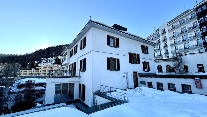 Einst Klinik, heute Gasthaus. Foto: Fadrina Hofmann