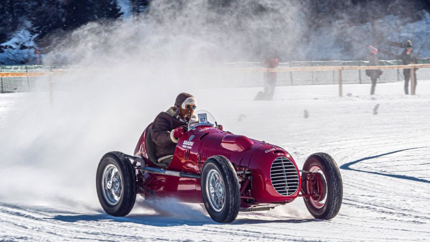 Die Oldtimer von The I.C.E. auf dem St. Moritzersee... 
