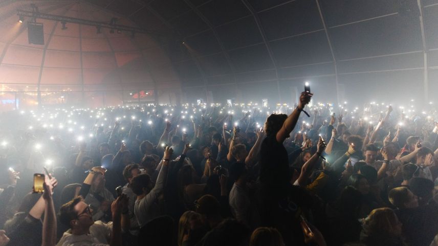 Die Crowd im "Dom", einem Schauplatz des Festivals. 