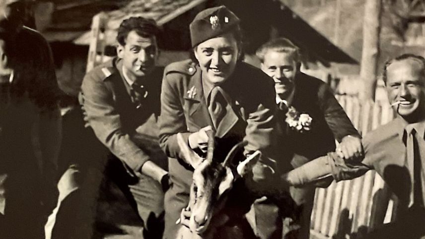 Bolek Kozakiewicz hat seine Kollegen und seine spätere Frau Maria in Tarasp fotografiert. Foto: Bolek Kozakiewicz